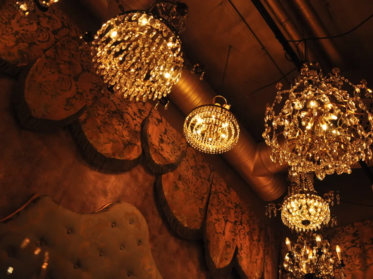 "Employing 'color capping' in your décor is a fresh paint technique used by design specialists to...