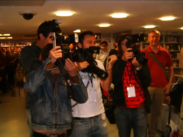 Maintaining Confidentiality: A Wise Guide for the Middle Class on What Not to Disclose Publicly