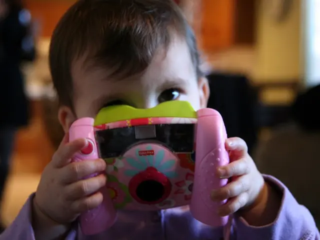 Title Drop of Pom Pom