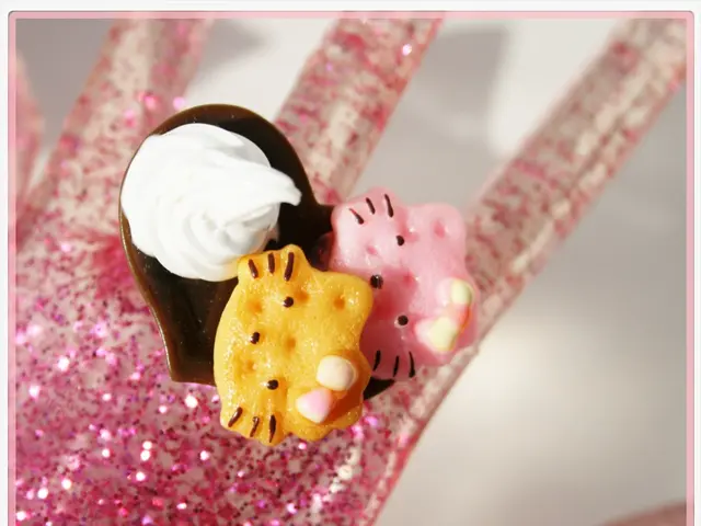 DIY Glittery Snow Paint Formula for Winter Fun