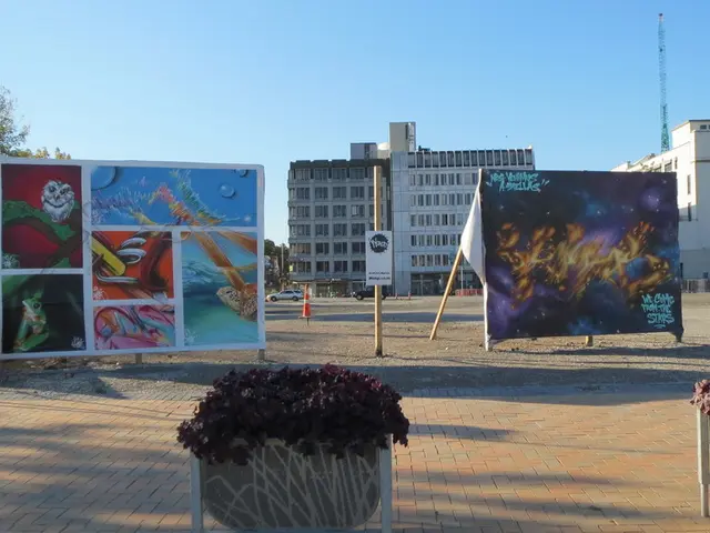 Trees Surrounding Ba Đình Square in Hà Nội to be Uprooted and Translocated for Impressive...