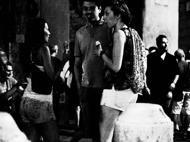 Is there a general preference among drivers to travel on the right-hand side of the road?