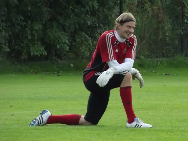 Knee discoloration: Root causes and DIY remedies