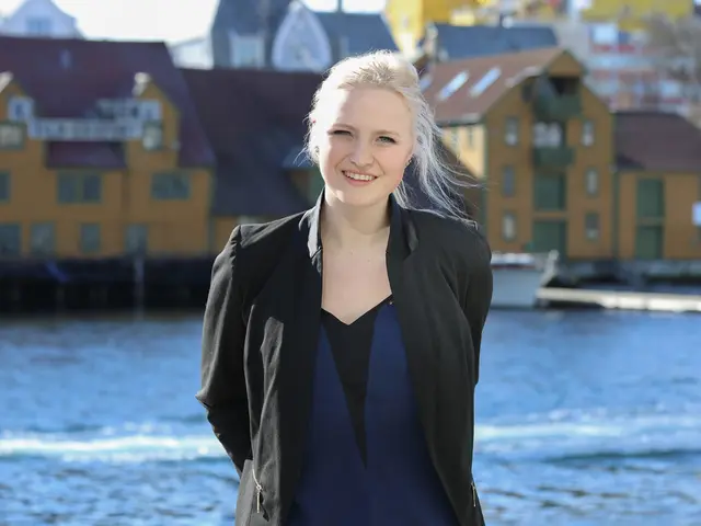 Local residents question the expansion plans of Ellen DeGeneres and Portia de Rossi's £15m estate...