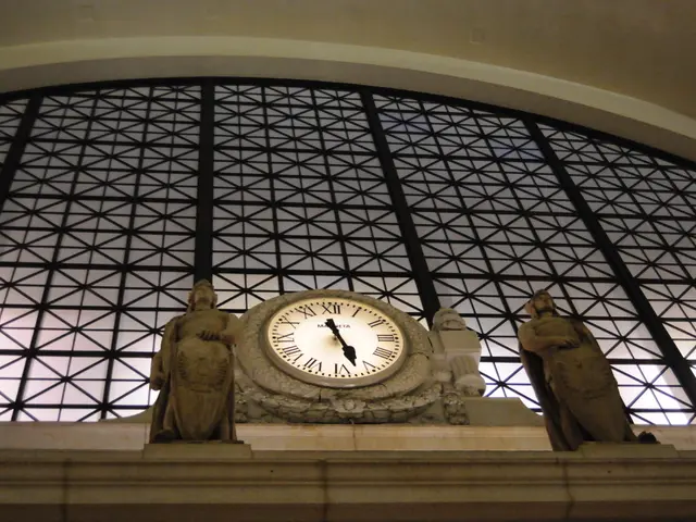 Mystery surrounding the hall clock unraveled