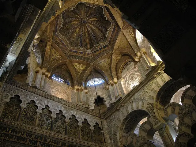 Discussion with Kulapat Yantrasast Regarding Sou Fujimoto's Vision of the Future