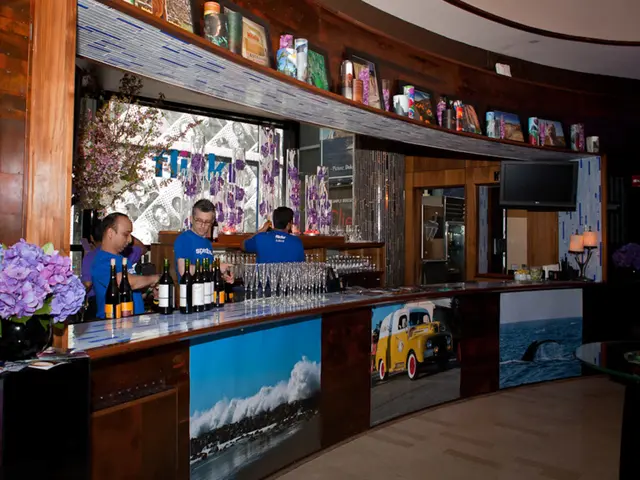 Elmpt's Repair Shop Doesn't Halt Repairs During Summer Vacation