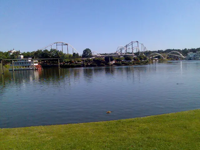 Summer-like weather graces recreational parks in April