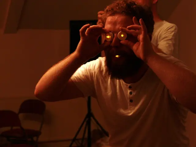 The seemingly attractive tripod offer turned out to be fraudulent, as suspected. However, there's...