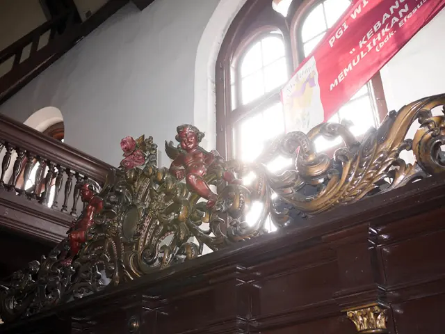 In search of novel solutions to protect their bookcases, Kaarst faces challenges following acts of...