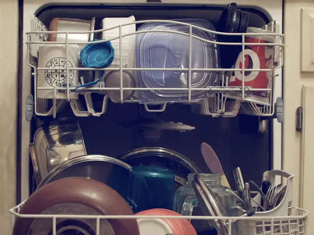 Highly anticipated mirror-finished cookware finally released, claiming Red Dot Design Award success