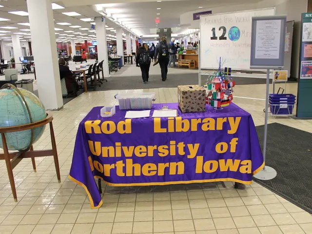 Attend the Quarter-Fest in Bürgerpark FreiFeld, as invited by the city and the free-field...