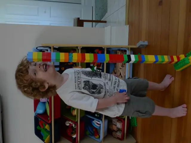 Discussion with Star Logan Marmino from Apple TV+'s Top Show 'Best Forward'