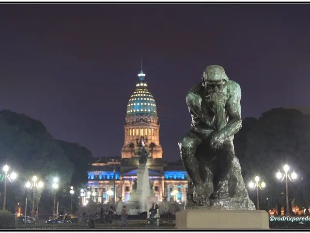 Bremen's public area showcases "Bremensch" by Mohar Kalra, displayed at the Tiefer location.